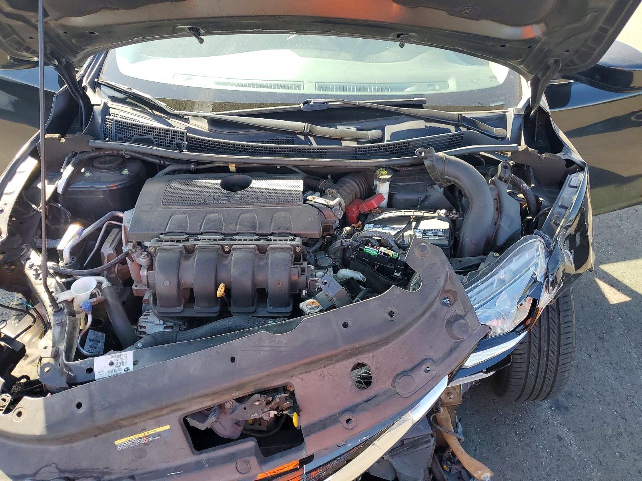 2018 Nissan Sentra VIN 3N1AB7APXJY345680 photo 11
