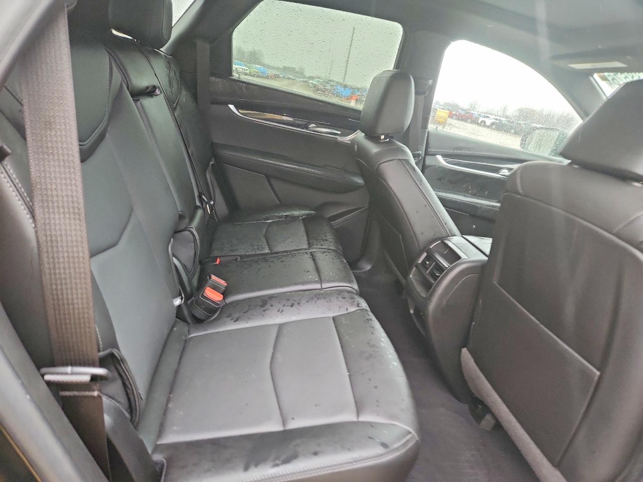2022 Cadillac Xt5 VIN 1GYKNDRS6NZ136717 photo 11