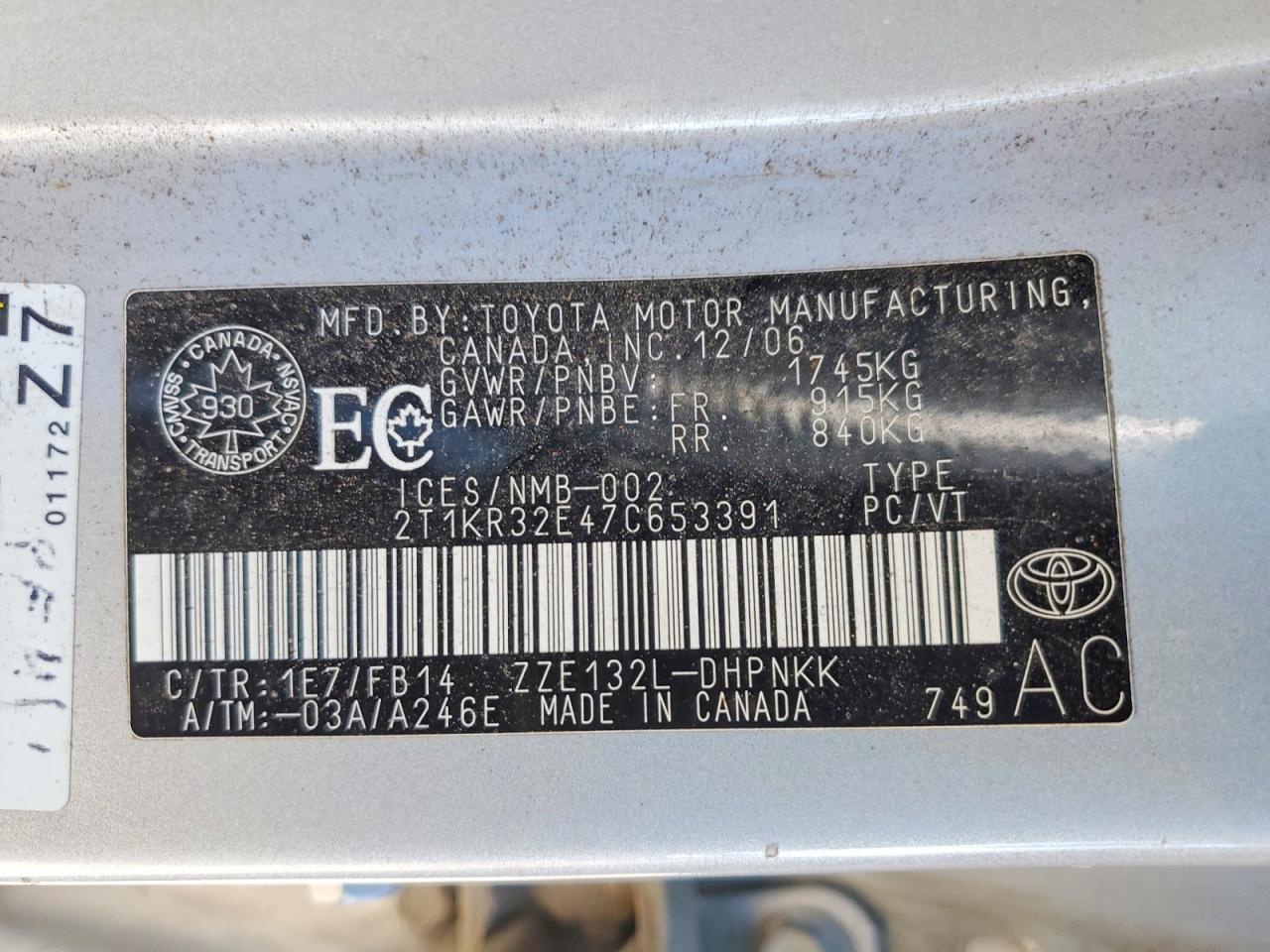 2007 Toyota Matrix VIN 2T1KR32E47C653391 photo 12