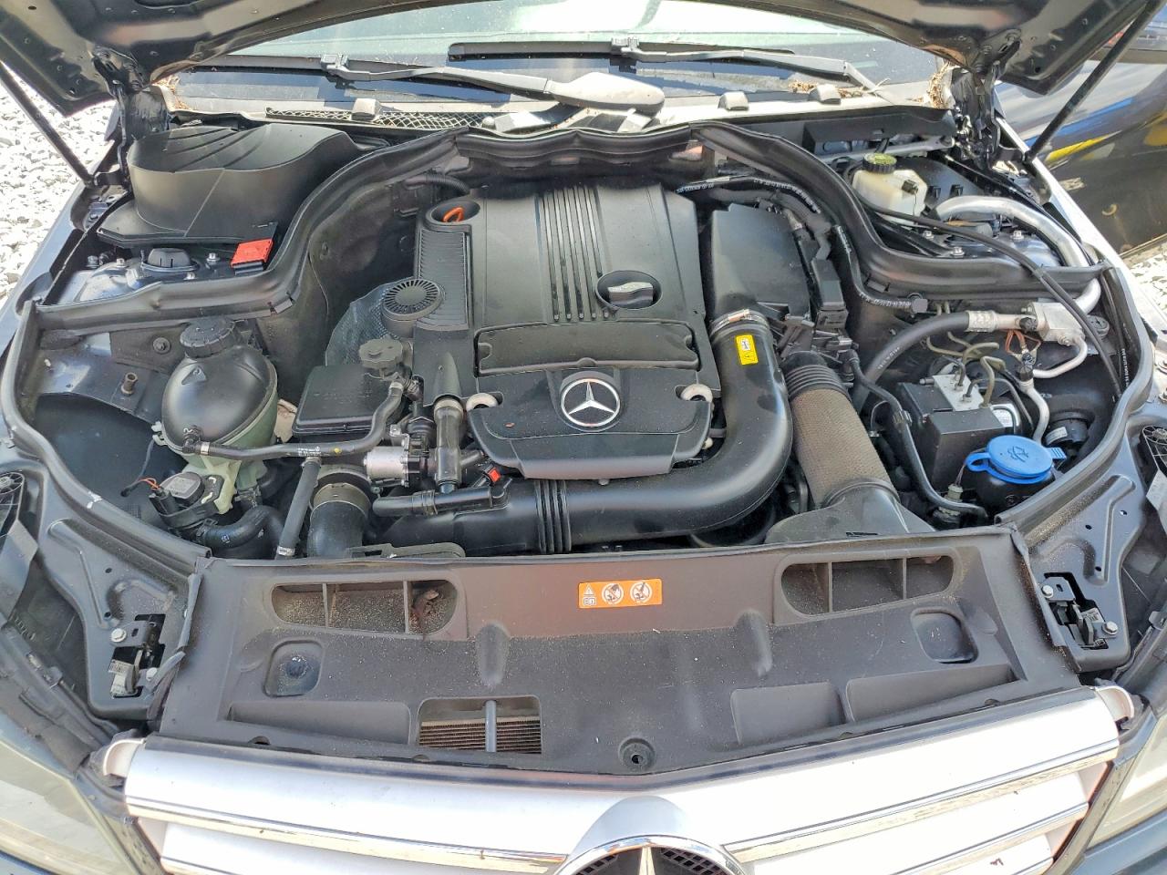 2013 MERCEDES-BENZ C class VIN WDDGF4HB1DR245097 photo 11