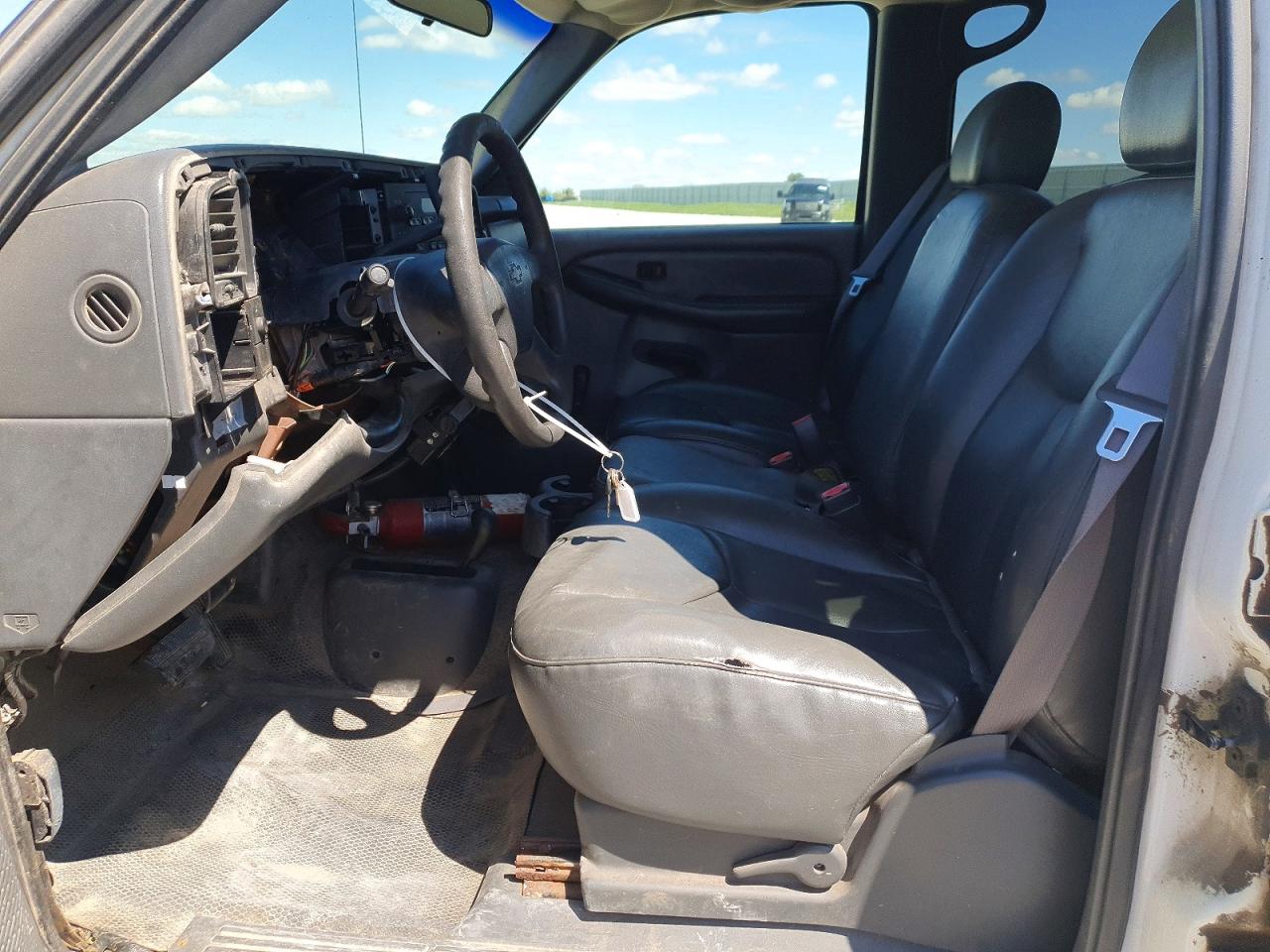 2003 CHEV Silverado VIN 1GCJK33G23F106122 photo 7