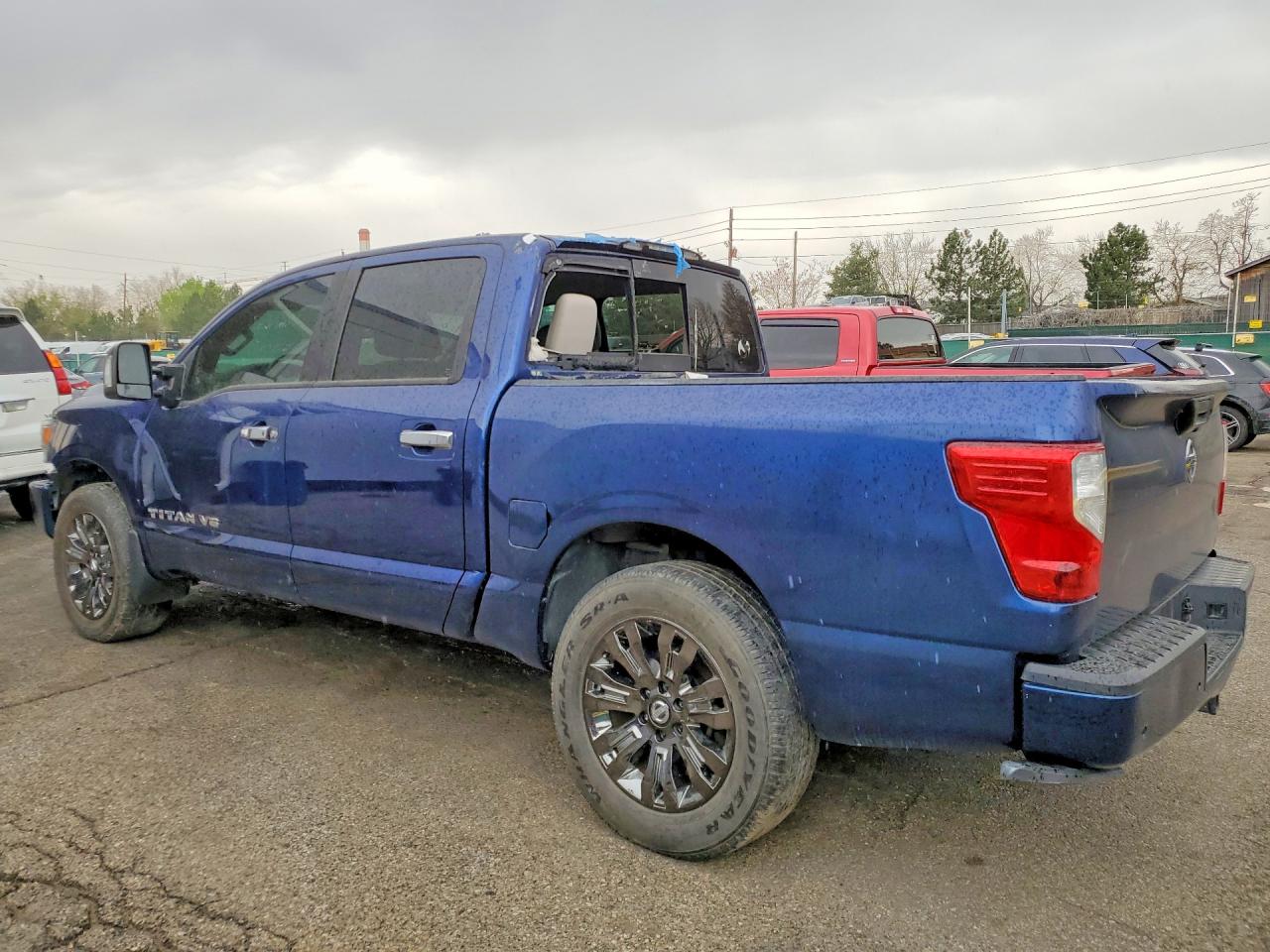 2020 Nissan TITAN VIN 1N6AA1EDXLN502795 photo 2
