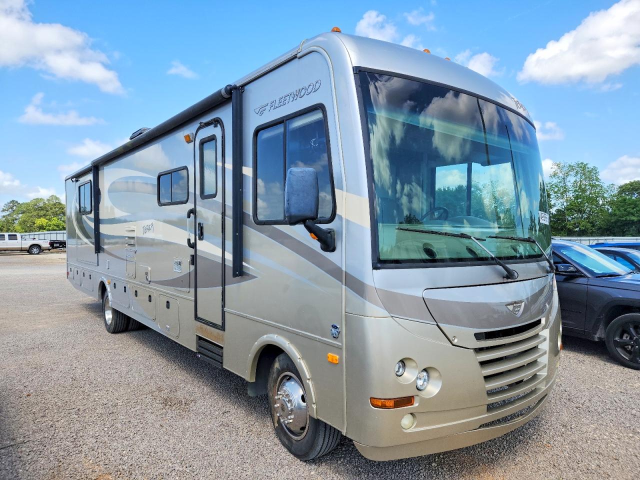 2013 FLEETWOOD F-ser othr VIN 1F66F5DY2D0A12973 photo 1