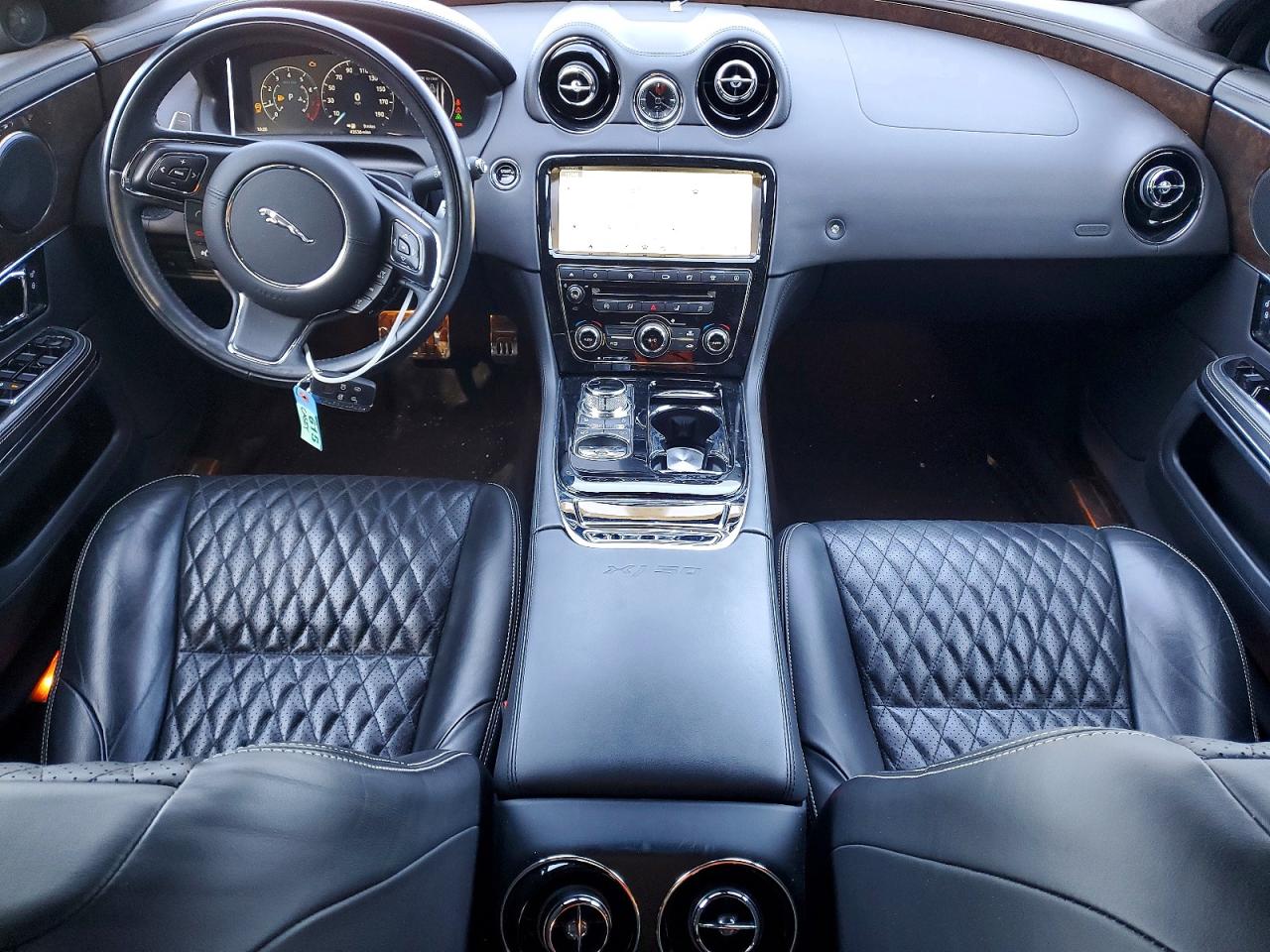 2019 Jaguar Xj VIN SAJWJ2GD3K8W17829 photo 8