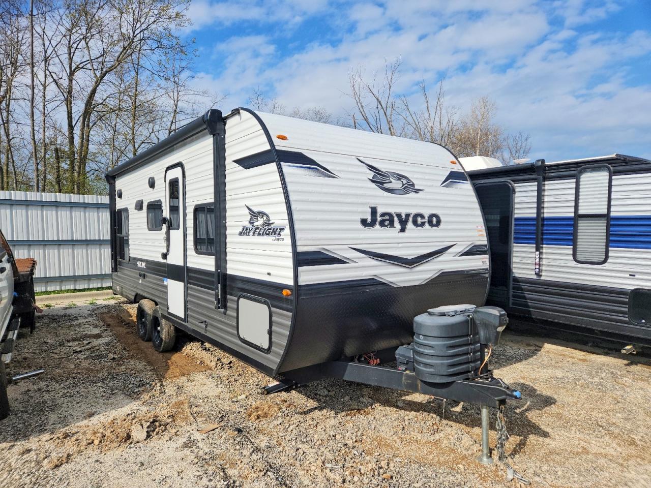 2024 JAYCO Jayflight VIN 1UJBC0BL9R1YZ0500 photo 1