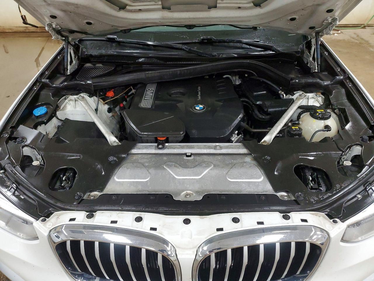 2018 BMW X3 VIN 5UXTR9C57JLA44514 photo 12