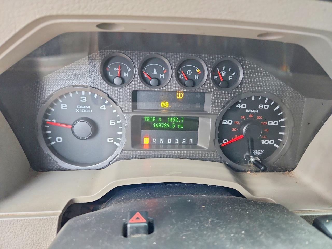 2010 Ford F250 VIN 1FTSX2B56AEB28210 photo 9