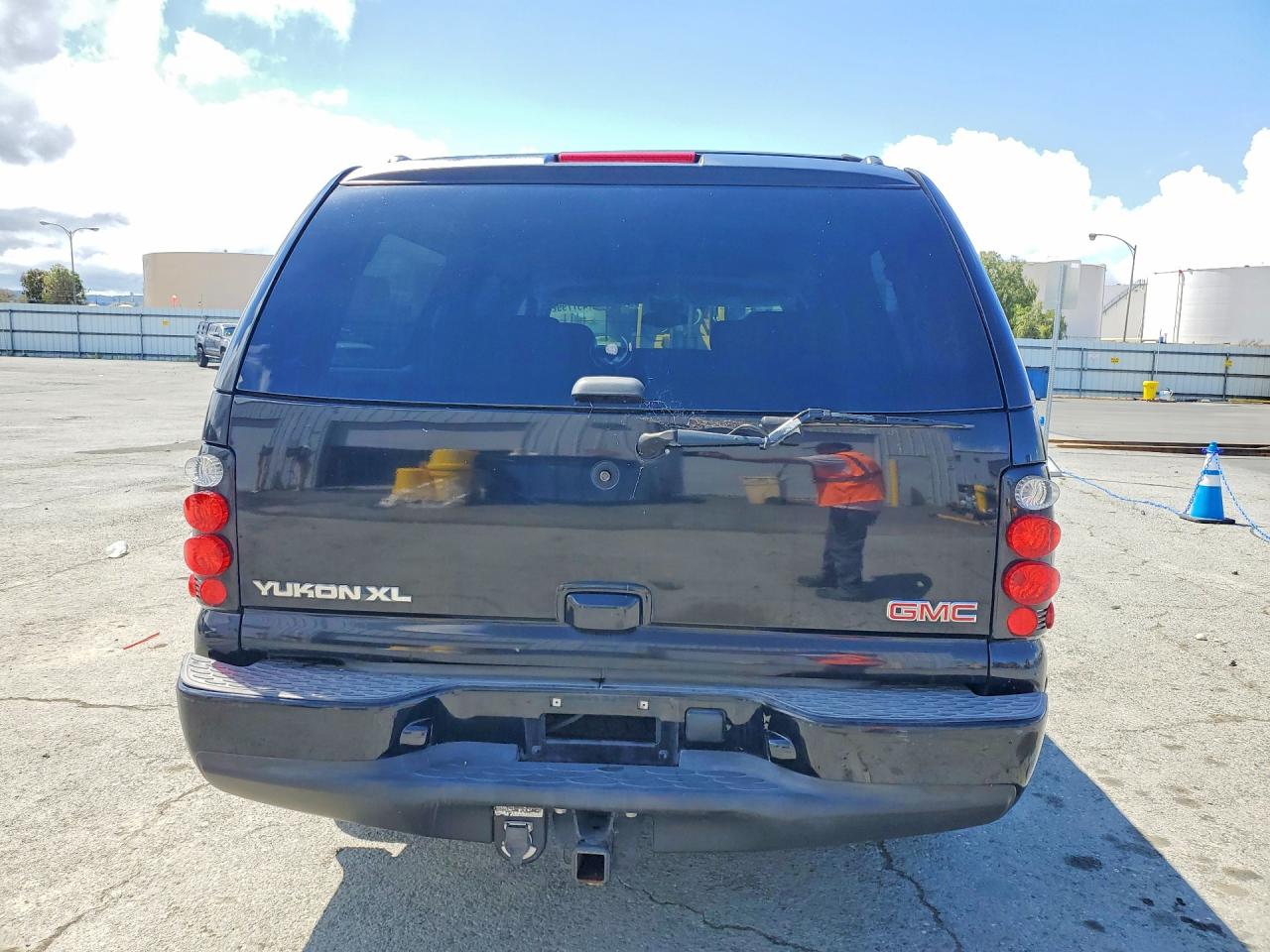 2005 GMC Yukon VIN 1GKFK66U65J234490 photo 6