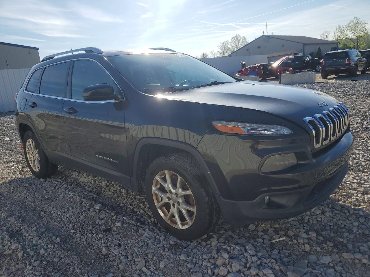 2014 Jeep Grand cher VIN 1C4PJLCS9EW181422 photo 4