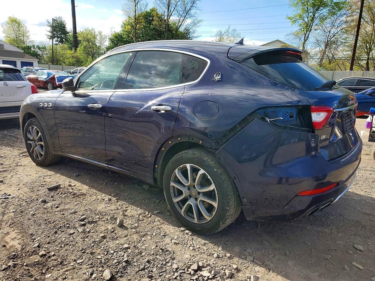 2017 Maserati All other VIN ZN661XUL1HX253382 photo 2