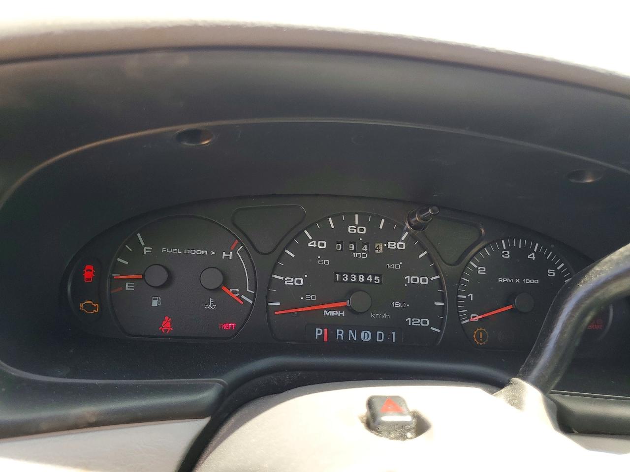 2002 Ford Taurus VIN 1FAFP53UX2A122305 photo 9