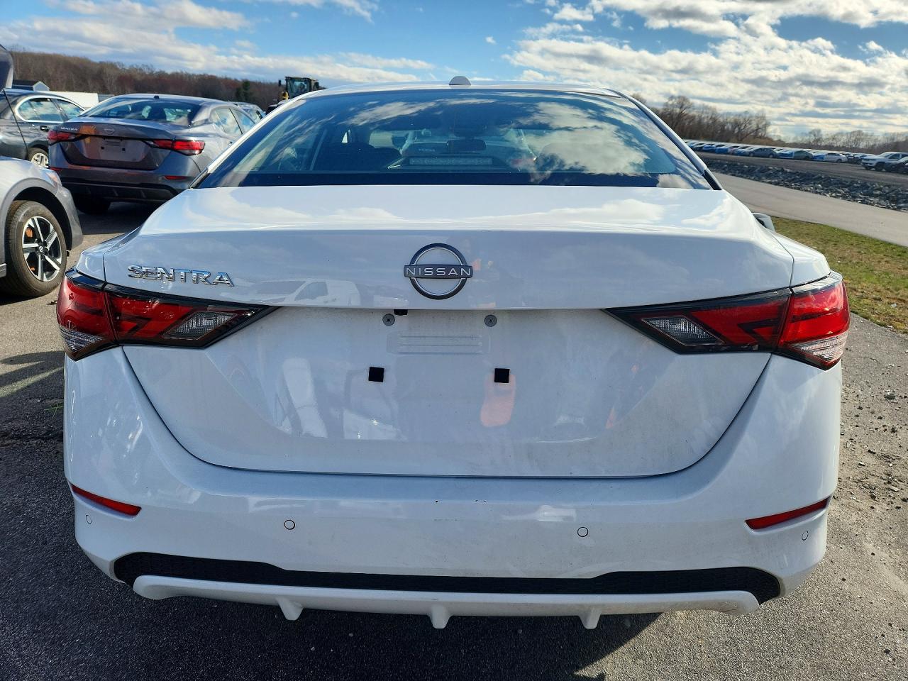 2025 NISSAN Sentra VIN 3N1AB8CV6SY357635 photo 6