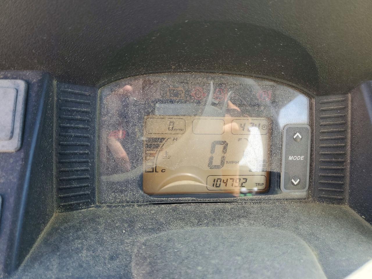 2017 JOHN Xuv590e VIN 1M0590FEPHM020106 photo 8