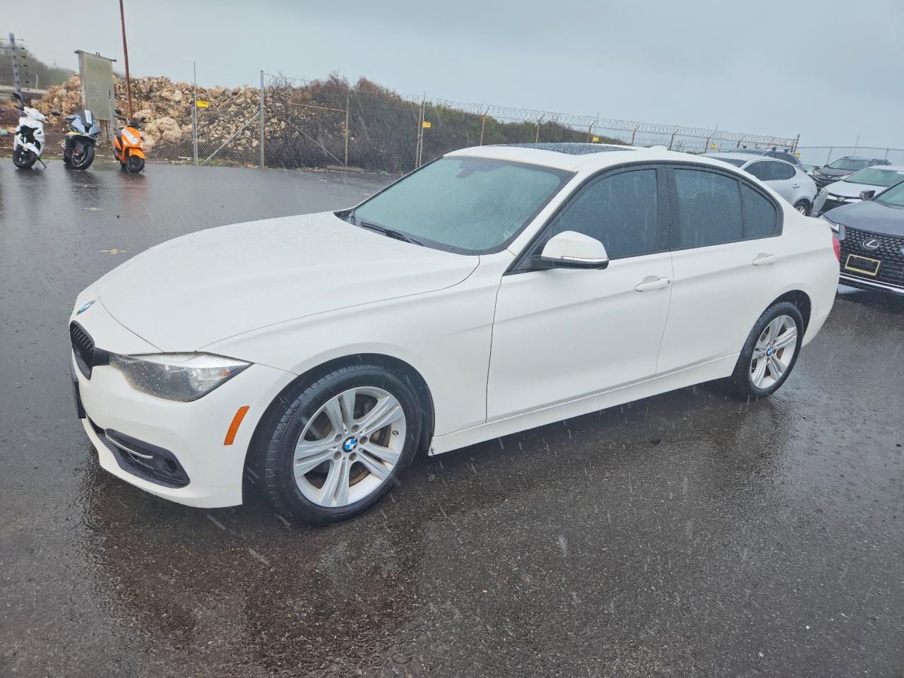 2016 BMW 3 series VIN WBA8E9C5XGK648635 photo 1
