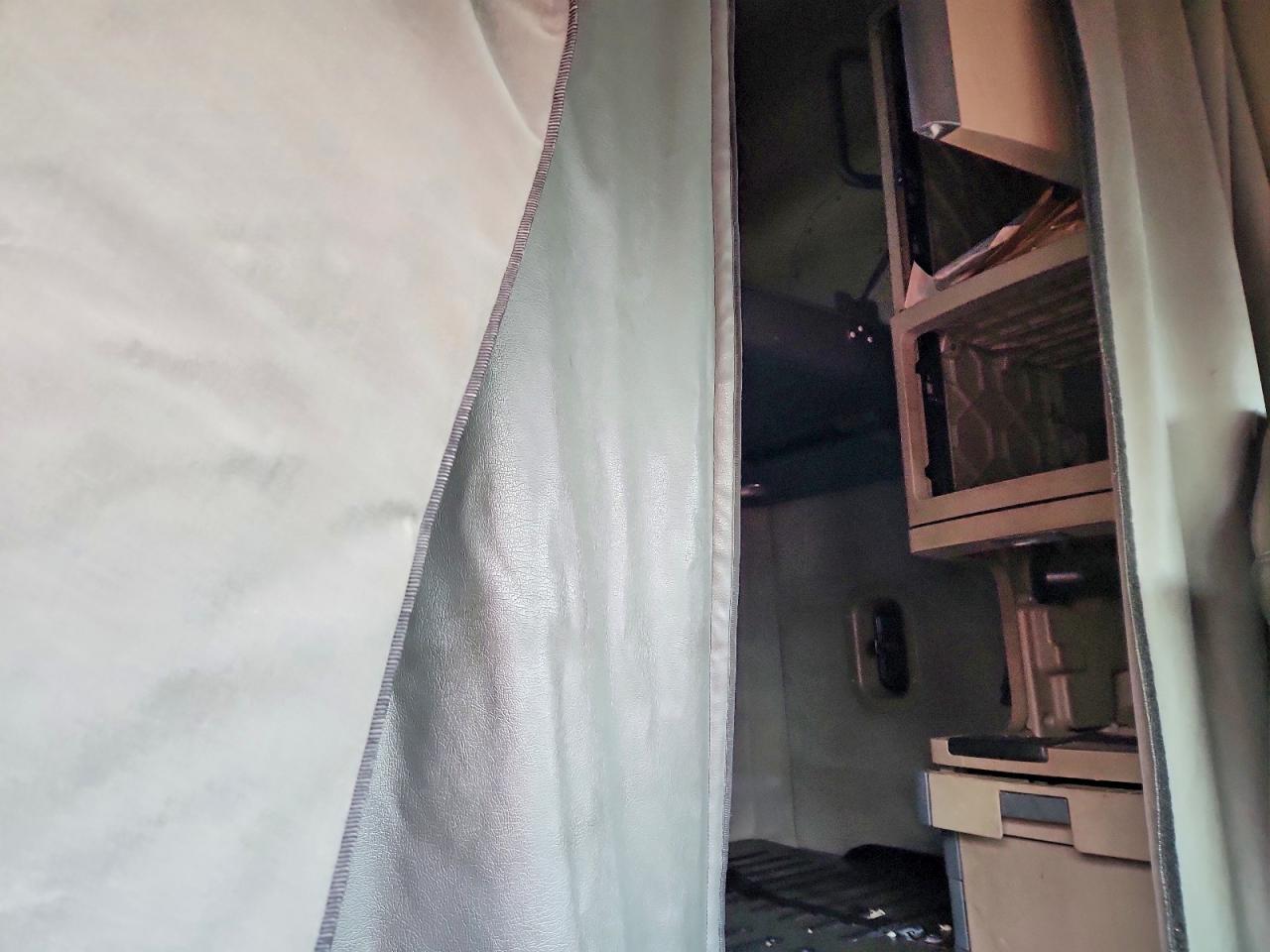 2018 FREIGLINER All other VIN 1FUJGLDR9JLJK5159 photo 6