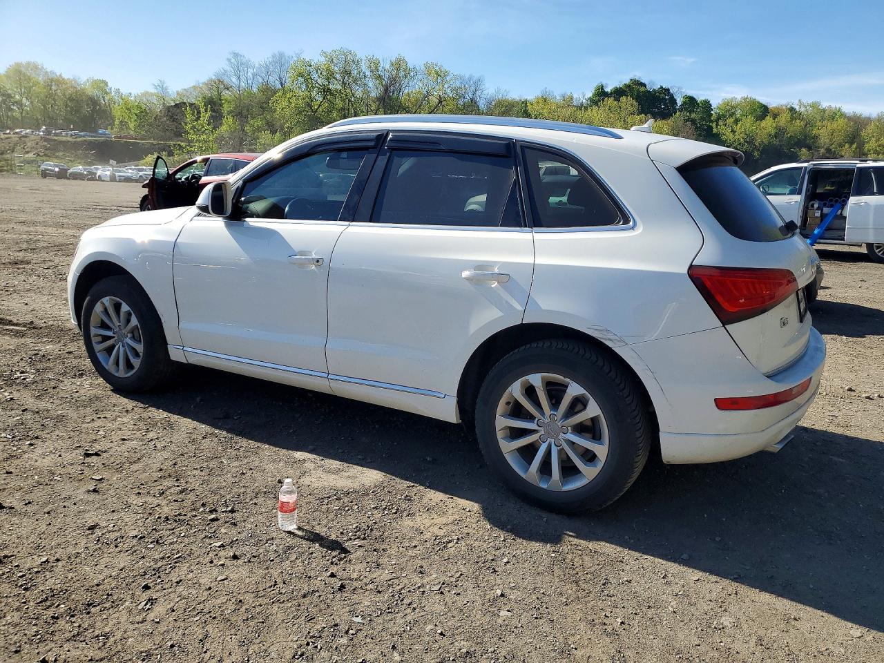 2015 Audi Q5 VIN WA1CFAFP0FA051713 photo 2