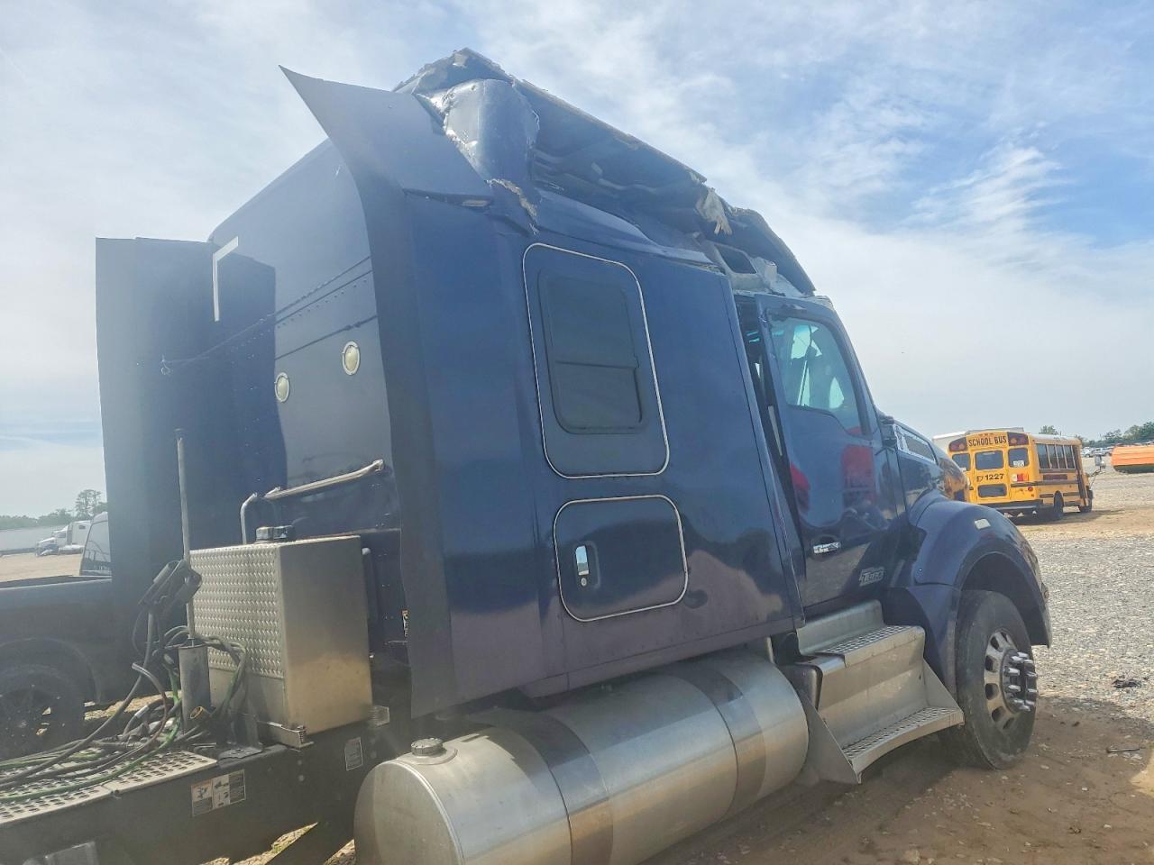 2016 KENWORTH All other VIN 1XKZD49X7GJ131079 photo 9