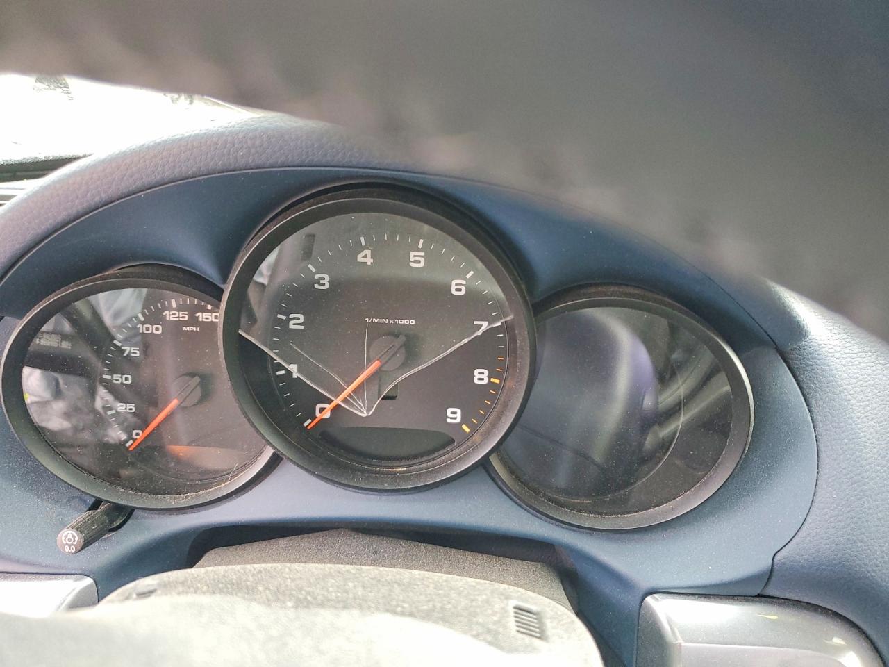 2013 Porsche Boxster VIN WP0CA2A88DS113893 photo 9