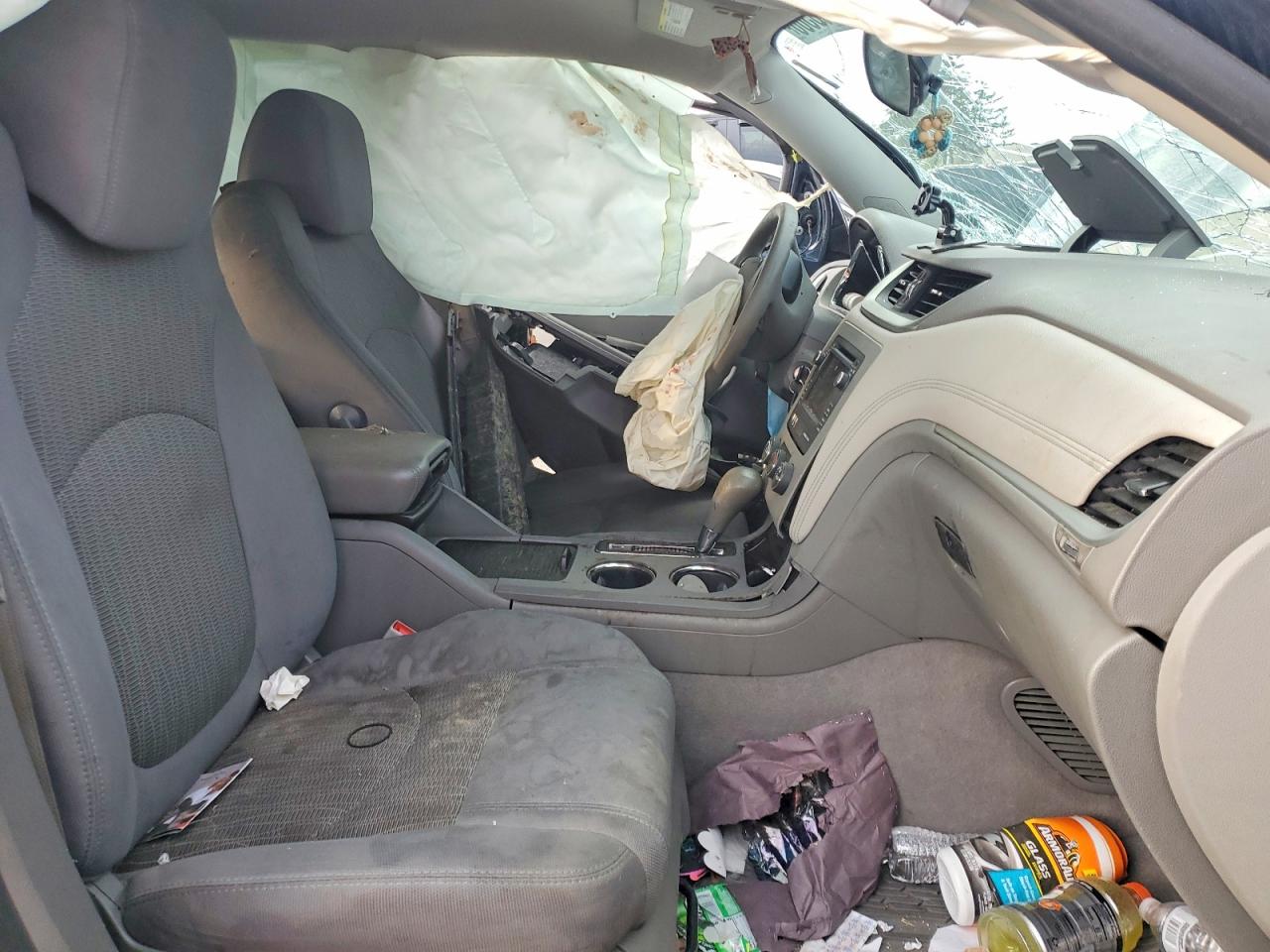 2013 Chev Traverse VIN 1GNKRFEDXDJ163954 photo 7