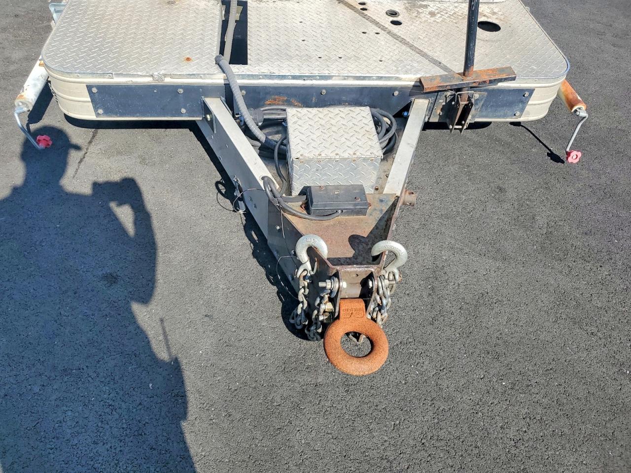 2000 PELSUE FIBER OPTIC SPLICING TRAILER VIN 4FGL01129YC032663 photo 7