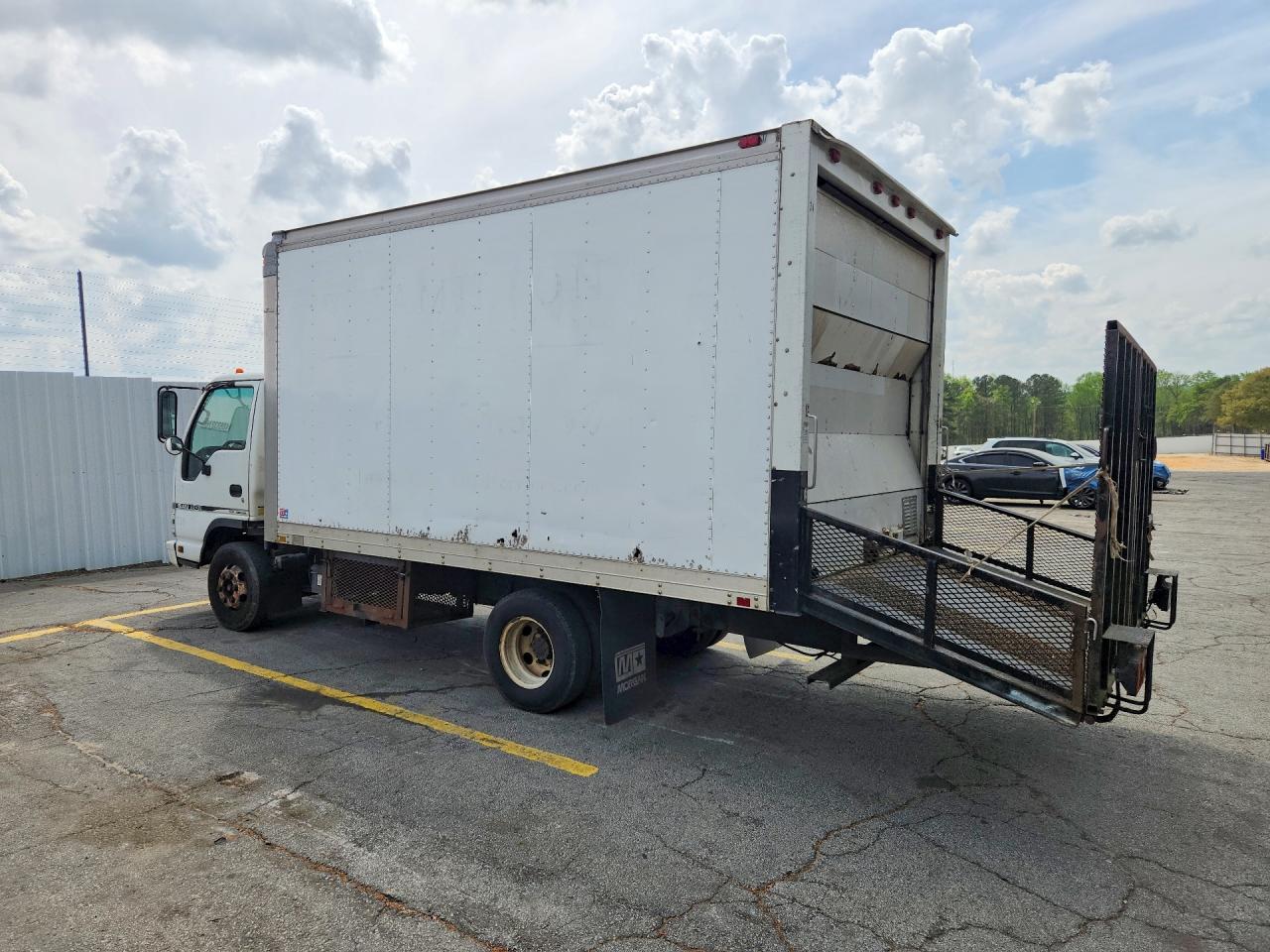 2006 Isuzu Npr VIN JALB4B16967015347 photo 2