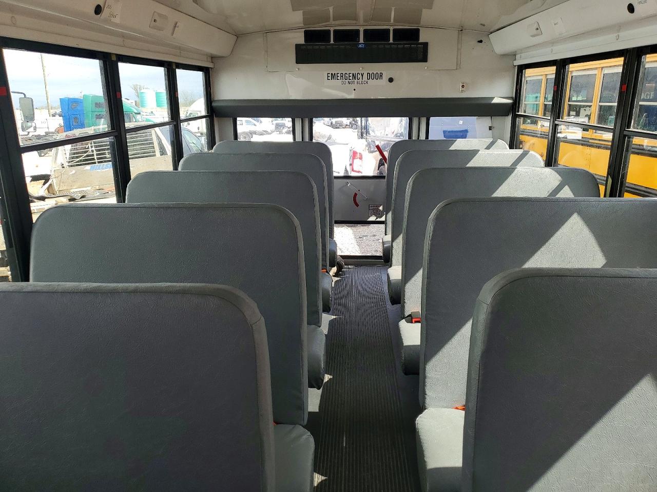2013 Collins Express VIN 1GB6G5BL5D1170661 photo 6