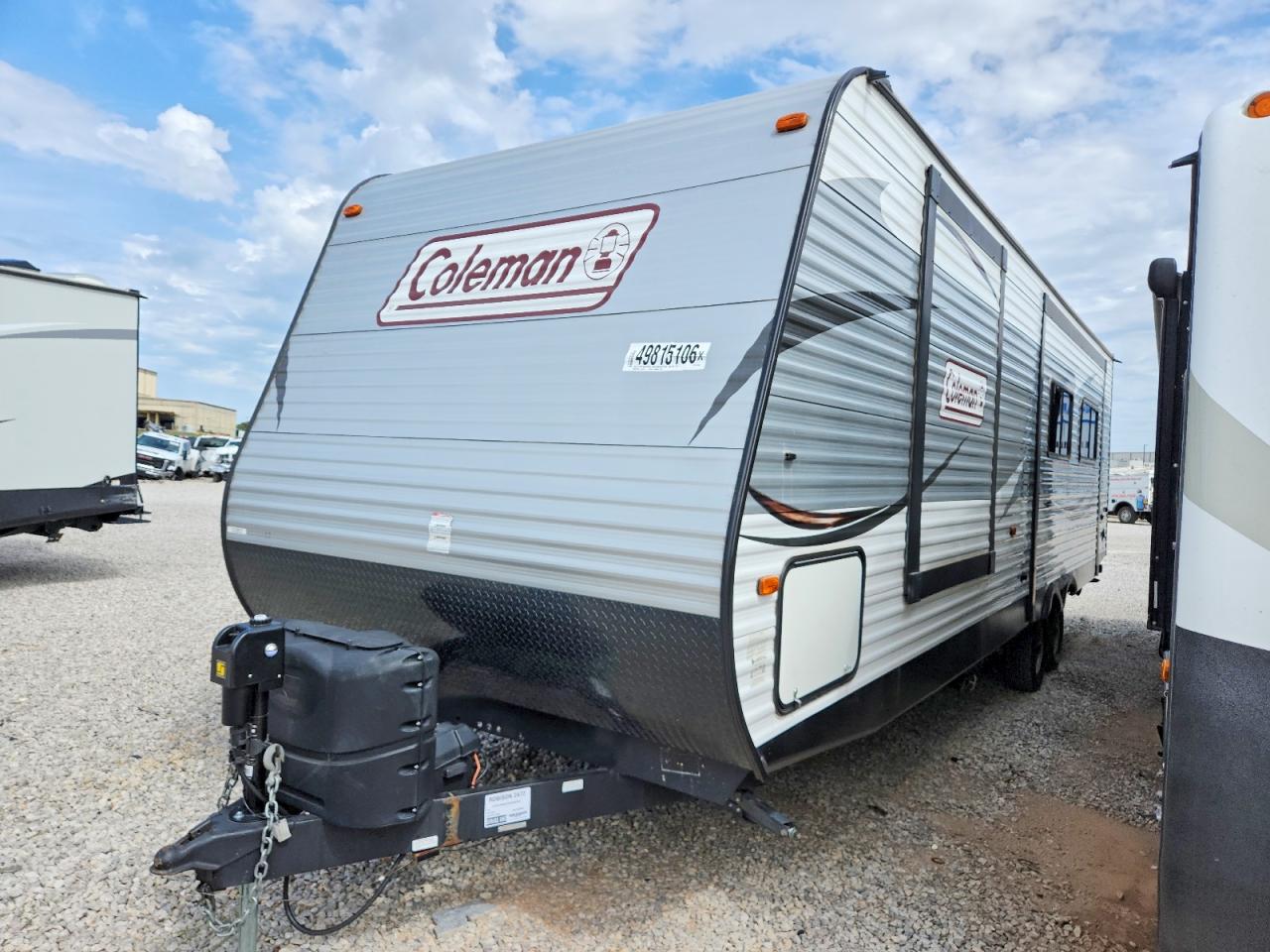 2017 KEYSTONE Coleman VIN 4YDT29622HH932554 photo 2