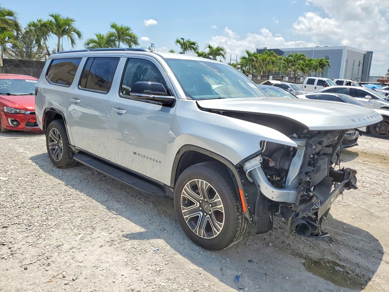 2025 Jeep Wagoneer VIN 1C4SJSBP3SS511494 photo 4