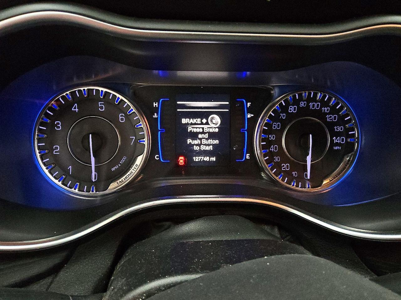 2017 Chrysler 200 VIN 1C3CCCFB9HN506590 photo 9
