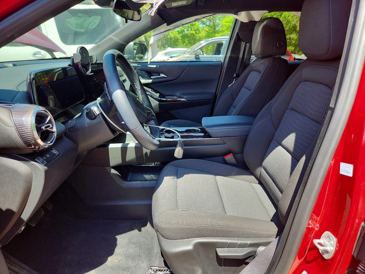 2026 Chevrolet Equinox VIN 3GNAXHEG1TL167390 photo 7