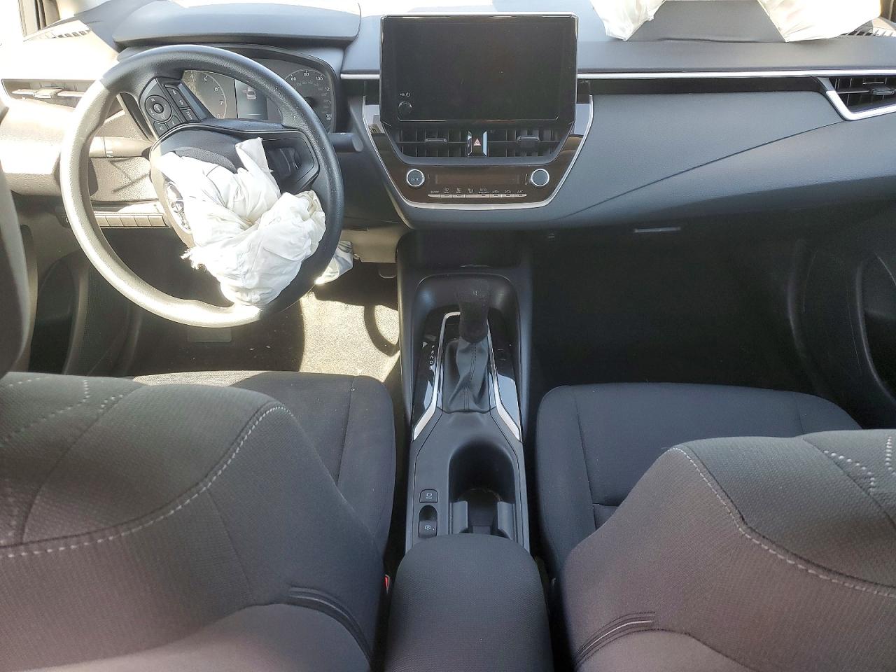 2025 Toyota Corolla VIN 5YFB4MDE4SP335099 photo 10