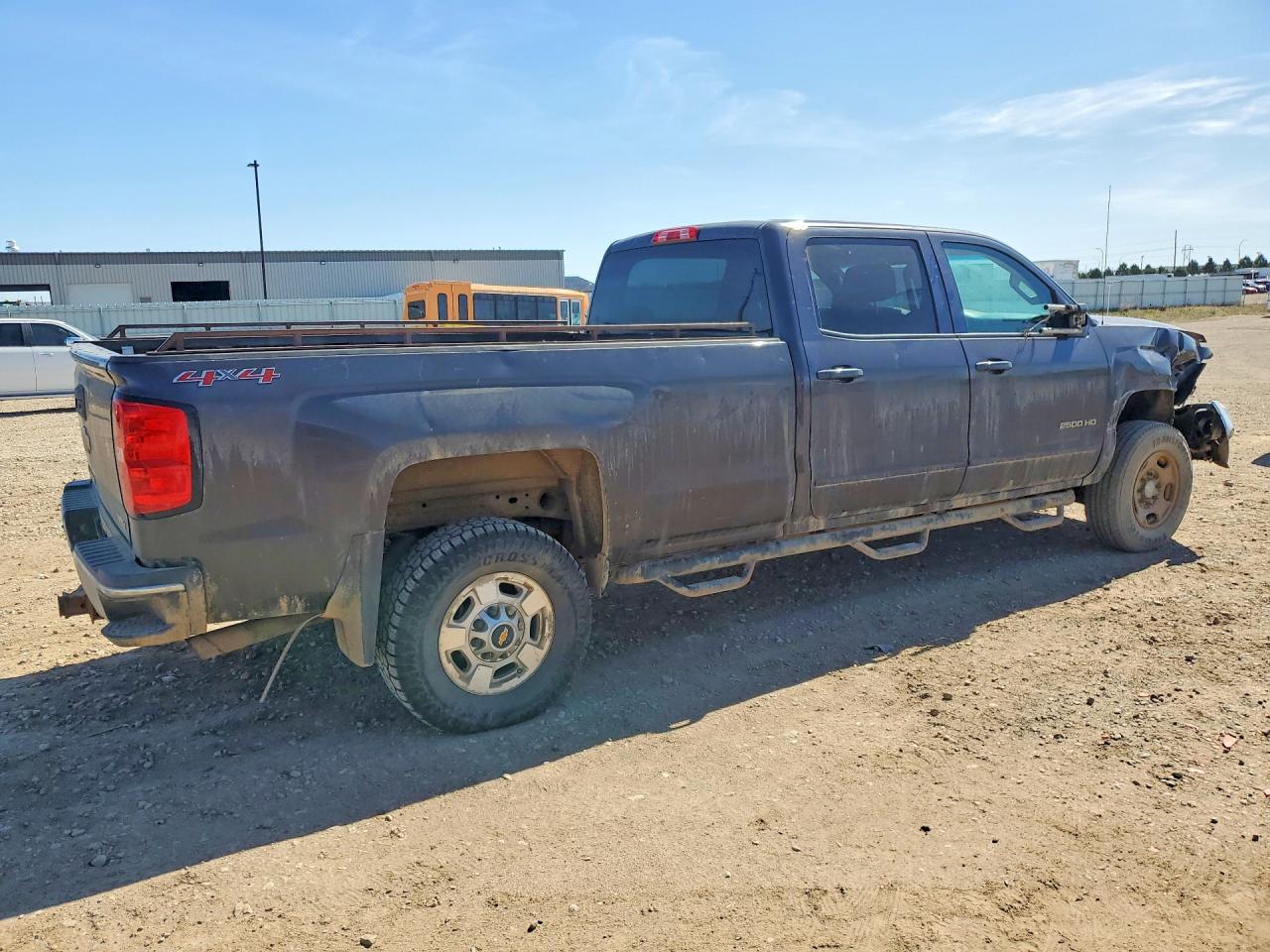 2015 Chevrolet All models VIN 1GC1KVEG5FF656525 photo 3