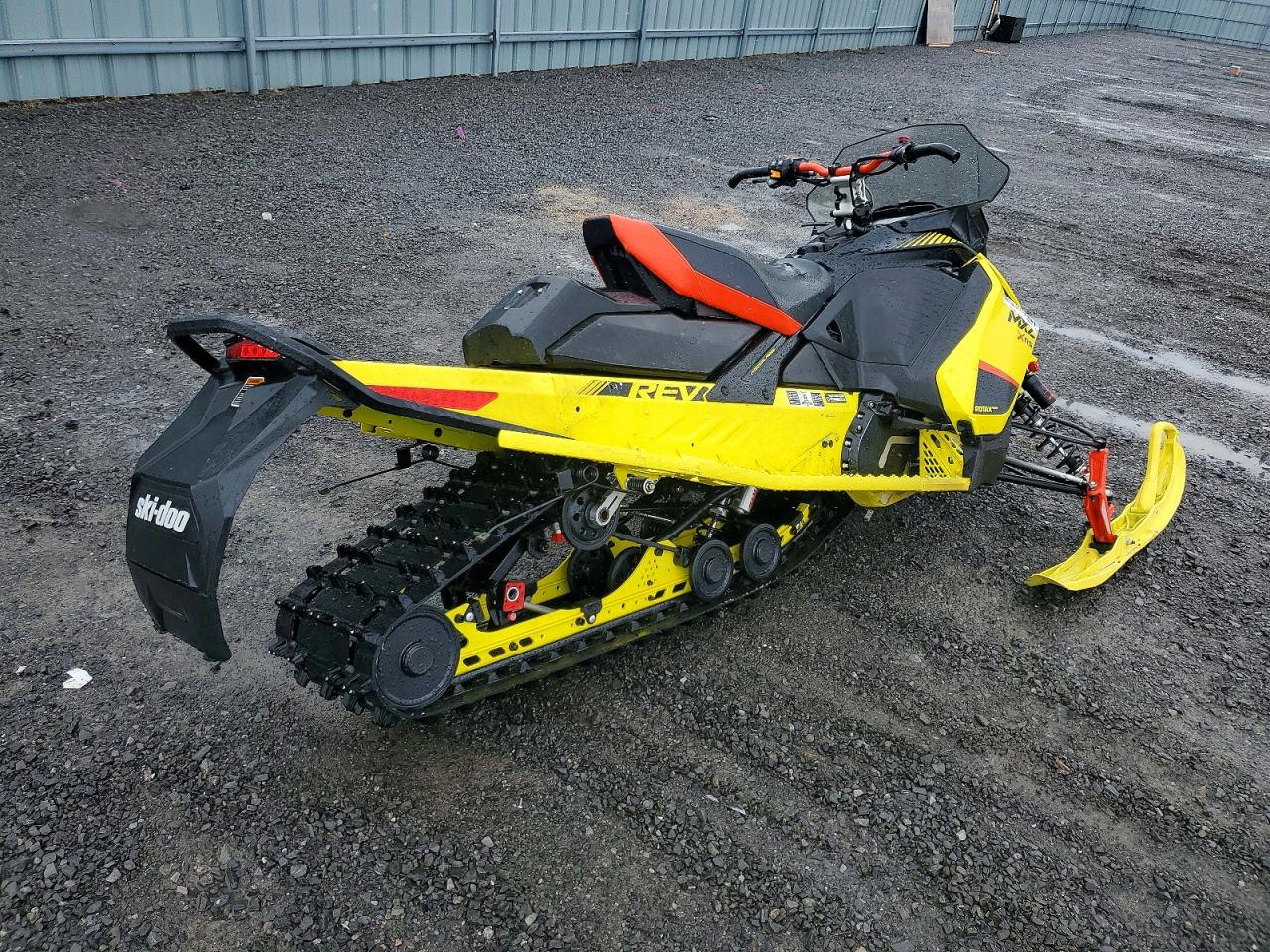 2020 SKI Mxz VIN 2BPSMXLD2LV000023 photo 4