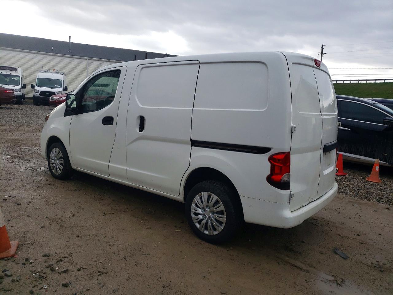 2018 Nissan Nv VIN 3N6CM0KN8JK700592 photo 2