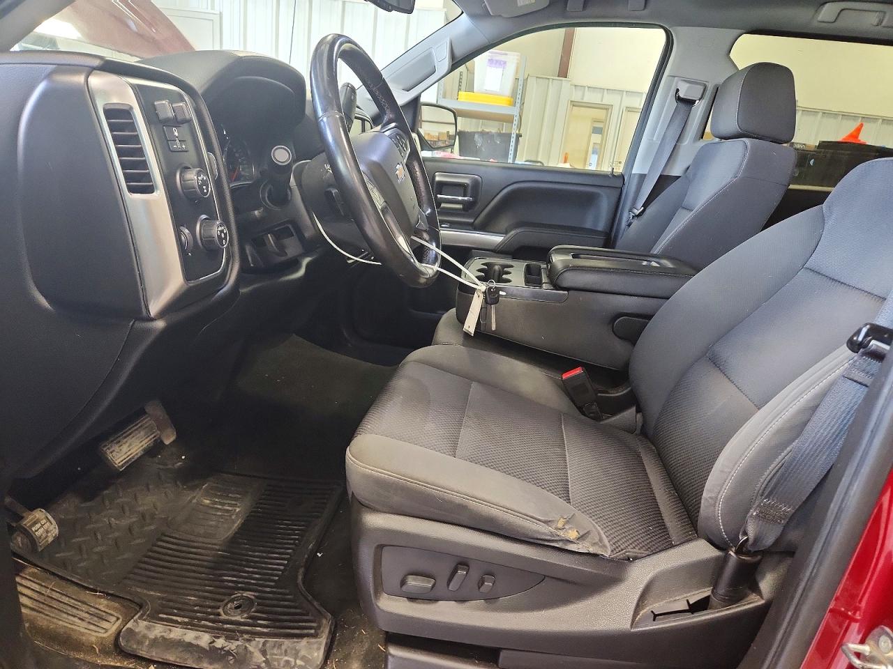 2018 CHEV Silverado VIN 3GCUKREC8JG359872 photo 7