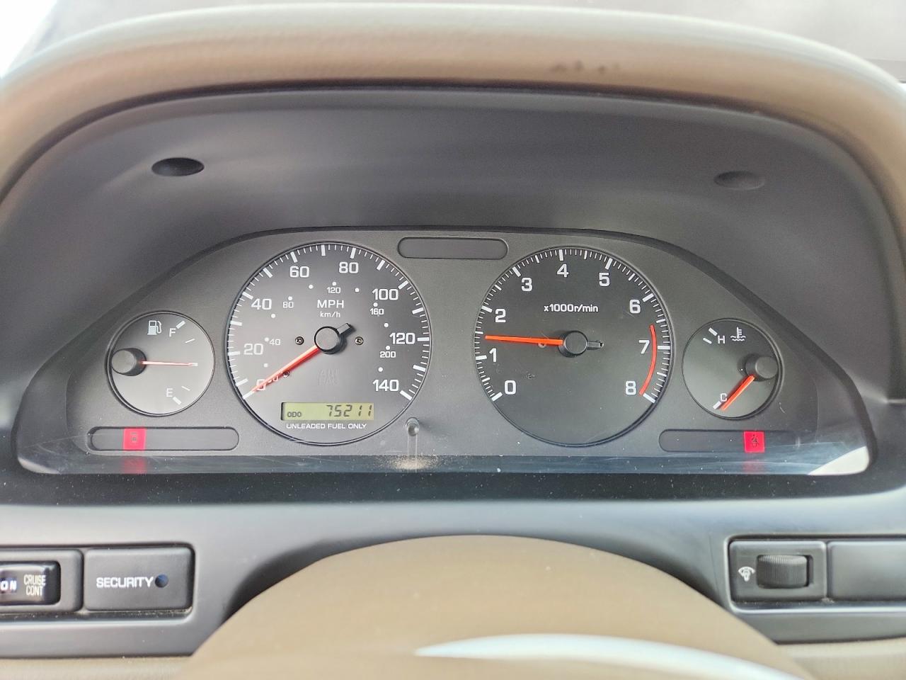 1998 Nissan Maxima VIN JN1CA21DXWT607119 photo 9