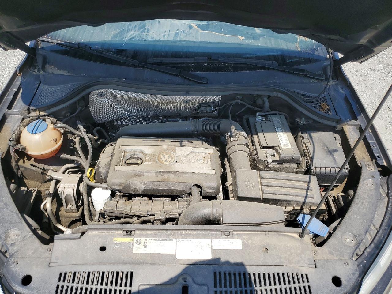 2018 Volkswagen All other VIN WVGAV7AX2JK003302 photo 11