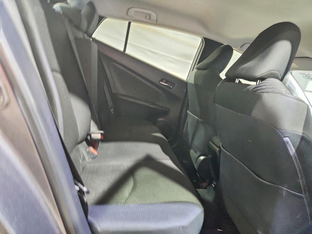 2018 Toyota Prius VIN JTDKBRFUXJ3065553 photo 10