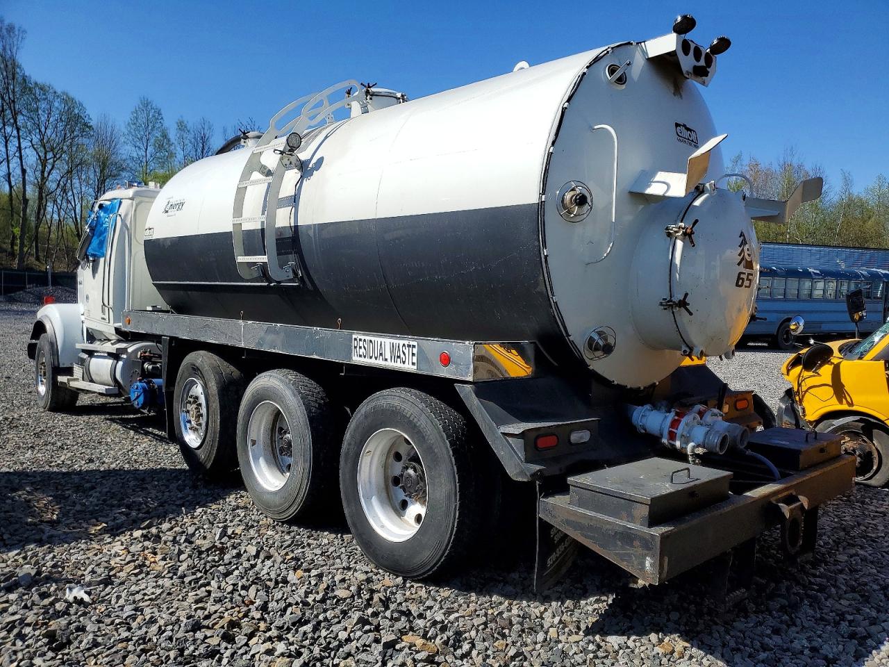 2018 WESTERN All models VIN 5KKMAEFG7JPJU0120 photo 3