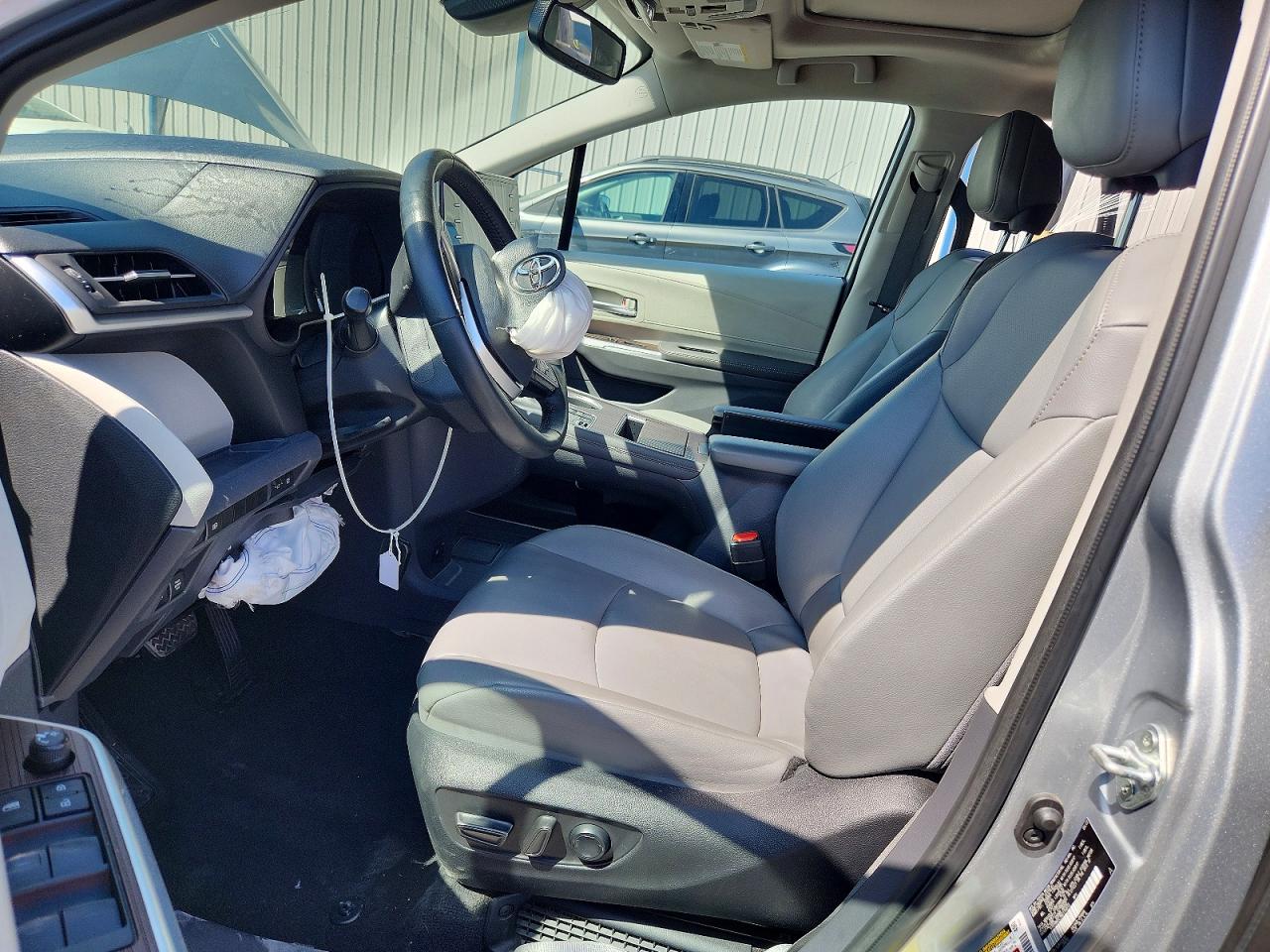 2022 Toyota Sienna VIN 5TDYRKEC1NS114813 photo 7