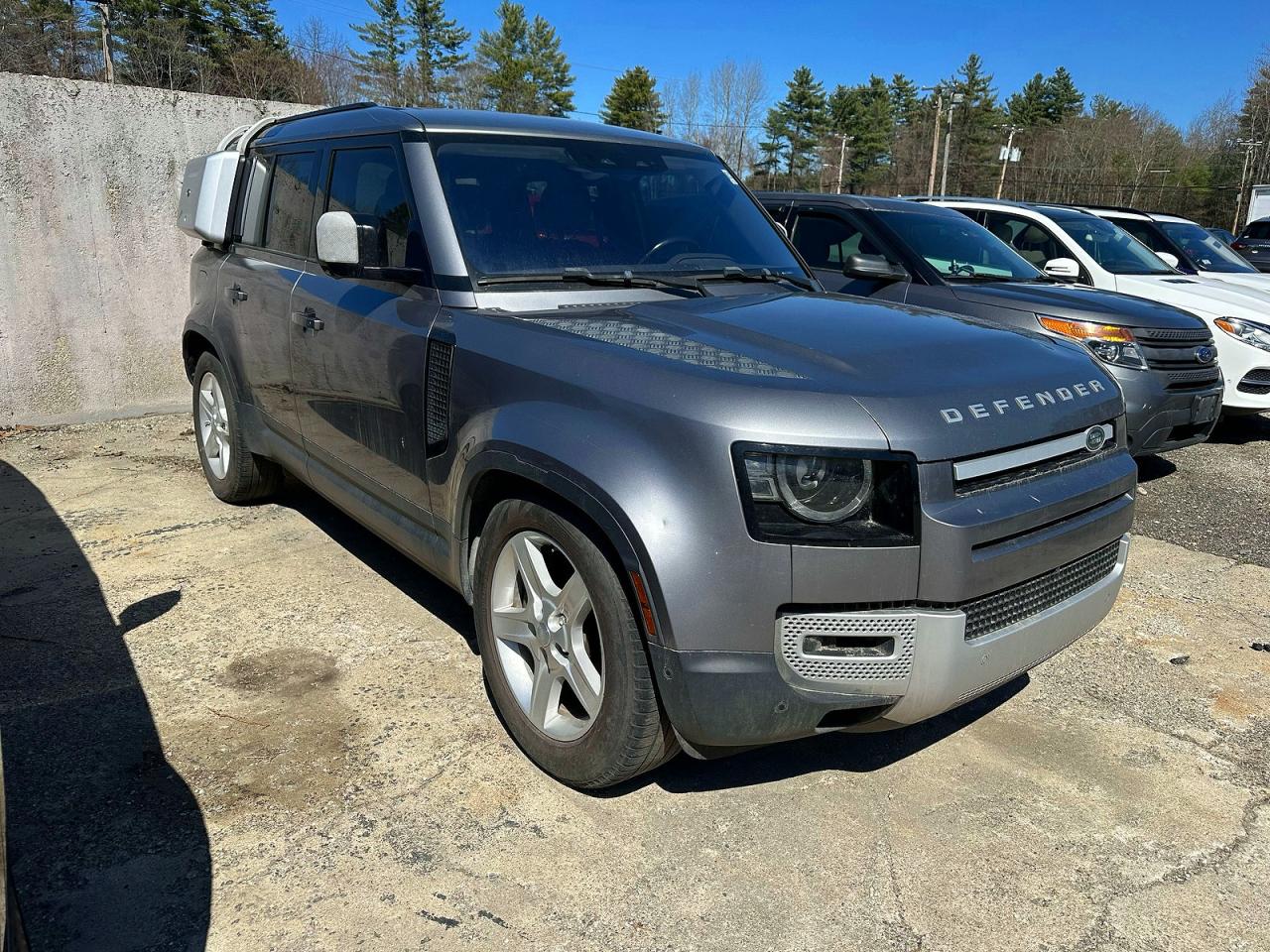 2021 LAND Defender VIN SALEP7RU4M2047972 photo 1