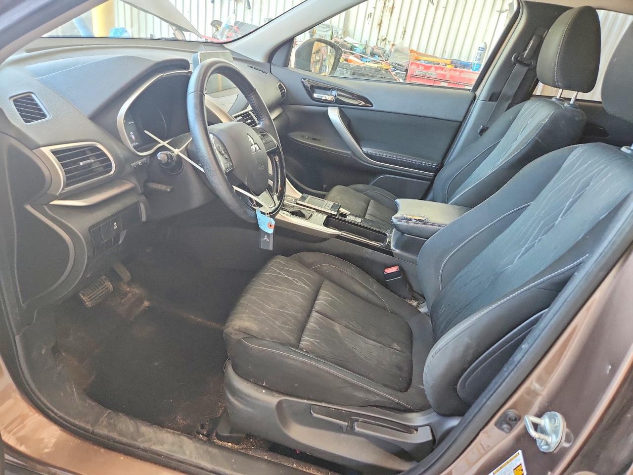 2018 Mitsubishi ECLIPSE VIN JA4AT5AA1JZ037940 photo 7