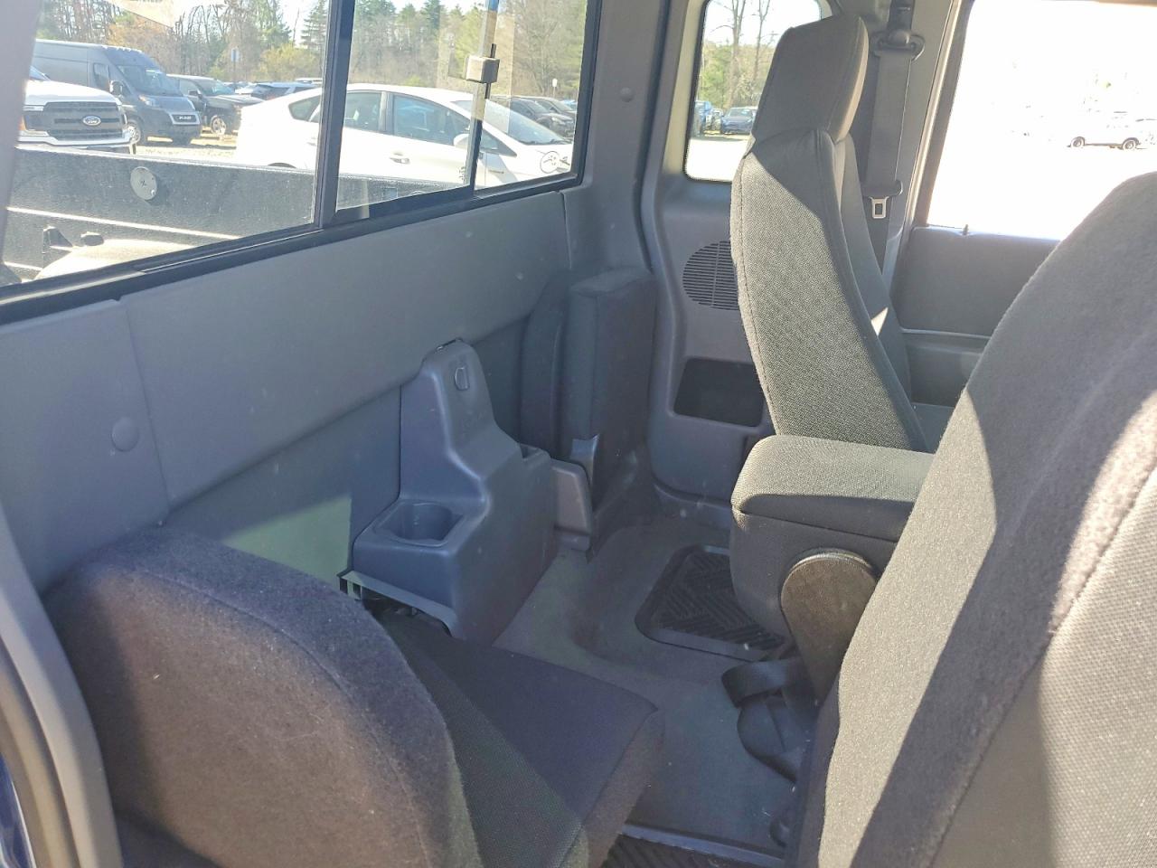 2009 Ford Ranger VIN 1FTZR45E89PA18050 photo 10