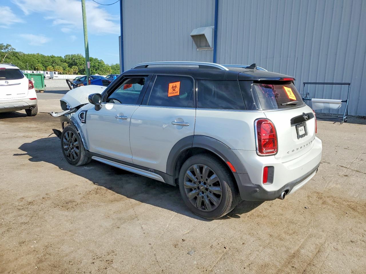 2022 Mini Cooper VIN WMZ53BR07N3P10529 photo 2