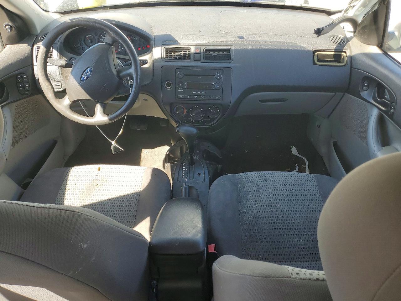 2006 Ford Focus VIN 1FAFP36N16W254824 photo 8