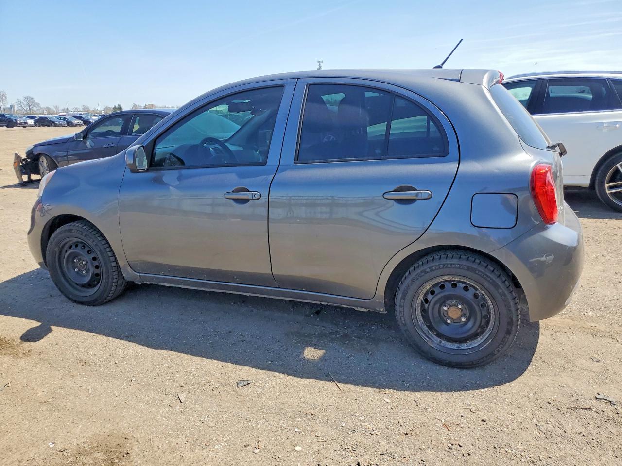 2017 NISS Micra VIN 3N1CK3CP4HL259979 photo 2