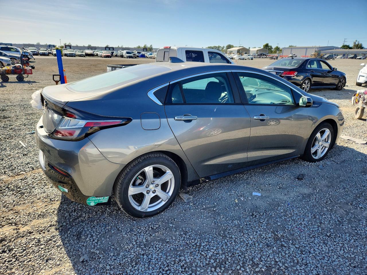 2016 Chevrolet Volt VIN 1G1RC6S5XGU124072 photo 3