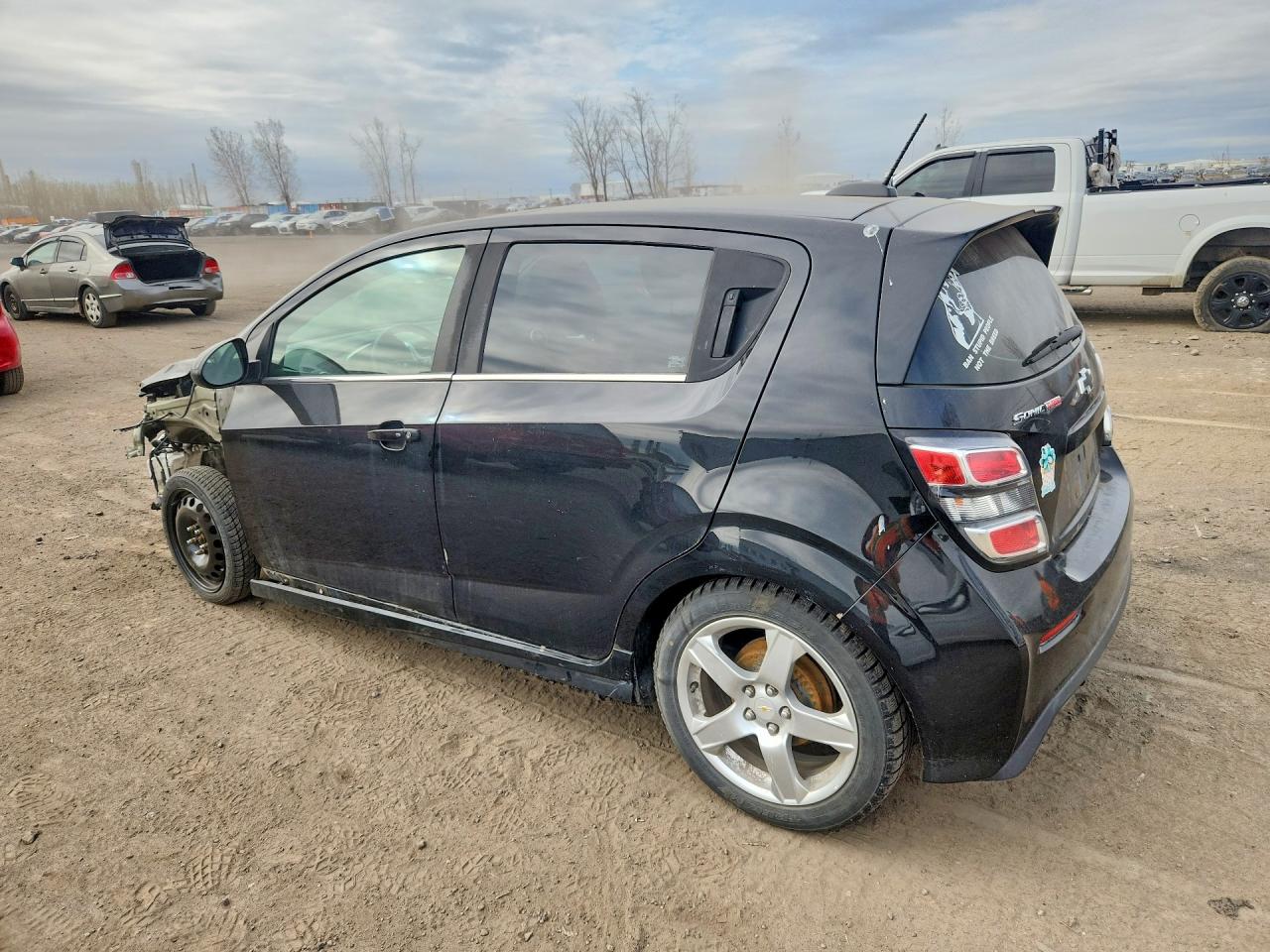 2018 Chevrolet SONIC VIN 1G1JF6SB9J4128129 photo 2