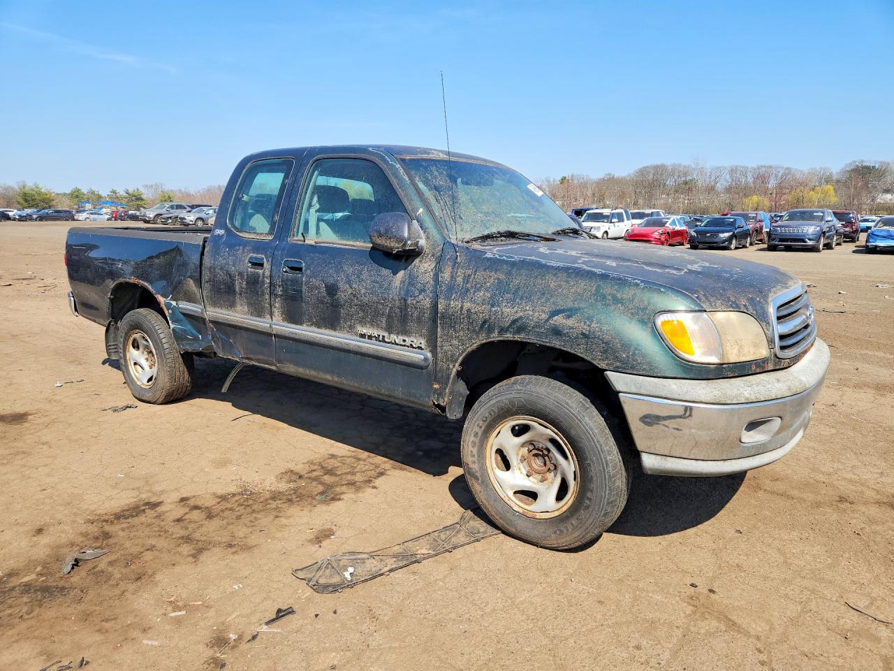 2000 Toyota Tundra VIN 5TBRN3414YS103470 photo 4