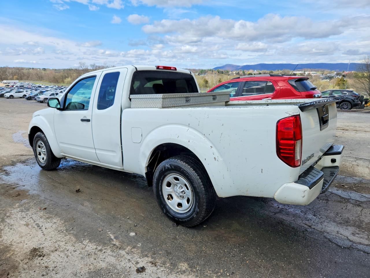 2017 Nissan Frontier VIN 1N6BD0CT2HN765757 photo 2